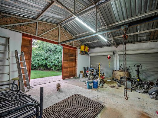 5 Bedroom Property for Sale in Langenhovenpark Free State